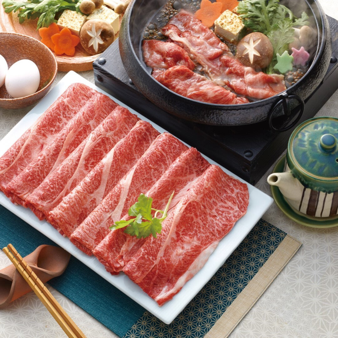 松阪牛 すきやき肉 松阪牛 ブランド牛 銘柄牛 すきやき肉 もも肉 すき焼き用 黒毛和牛 和牛 牛肉 赤身 サシ あっさり 鍋 冷凍 グルメ ギフト 贈り物 中元 歳暮 お取り寄せ 人気 おすすめ ランキング ※代引不可