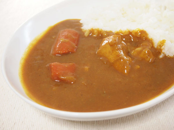 カレー レトルト ベル食品 北海道 チキンカレー(中辛) 北海道産 プレゼント お土産 手土産 鶏肉 ギフト