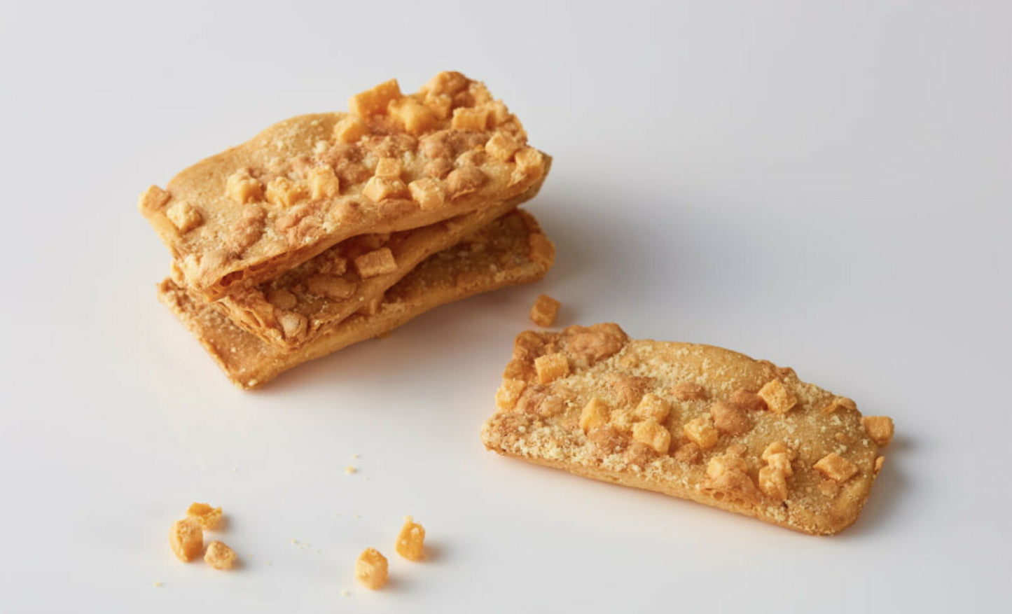 北海道ちーずくっきー 送料無料 送料込み Kコンフェクト 北海道産 リーフパイ お菓子 おやつ お土産 贈り物 ギフト 手土産 プレゼント お茶請け 父の日 母の日 お中元 お歳暮  人気 銘菓