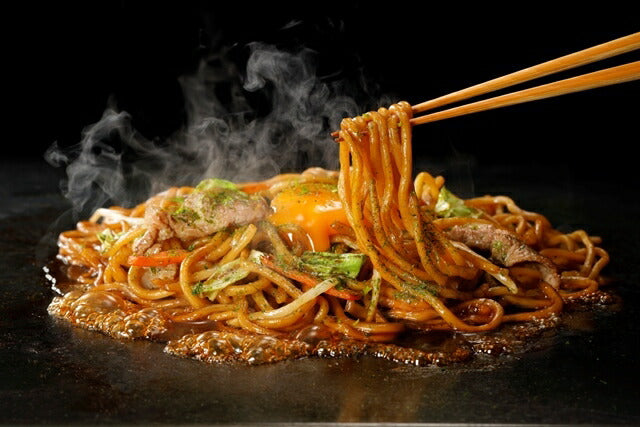 道産小麦のソース焼きそば 2人前 送料無料 西山ラーメン 西山製麺 北海道 札幌 サッポロ 焼きそば もちもち 太麺 ソース味 屋台風 ラーメン 有名店 生麺 自宅 簡単 即席 有名店 専門店 人気