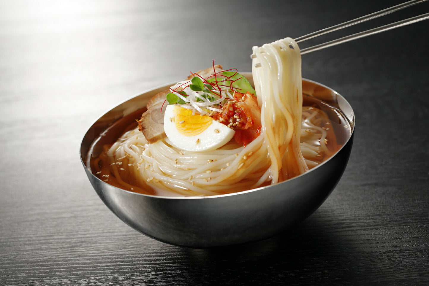 季節限定 生冷麺 2人前 期間限定 西山製麺 西山ラーメン 冷麺 札幌ラーメン 札幌 生麺 自宅で 北海道 本場 簡単 サッポロ 生ラーメン ラーメン 即席 人気 名店 キムチ 有名店