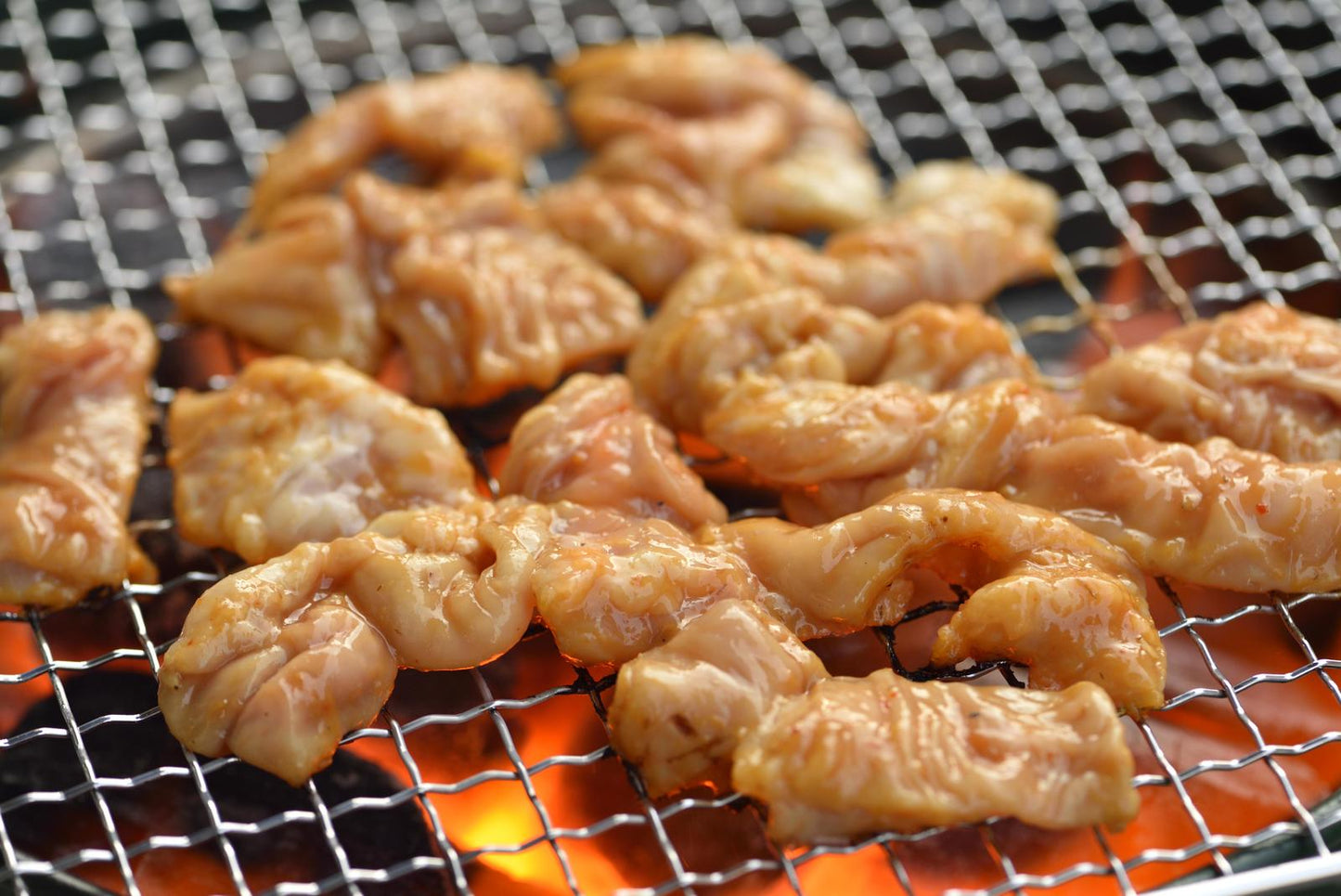 3000円ポッキリ 豚みそホルモン 220g ×3袋セット 送料無料 千歳ラム工房 北海道  焼肉 BBQ バーべキュー ホルモン みそ 味噌 お土産 プレゼント ギフト お取り寄せ 肉の山本