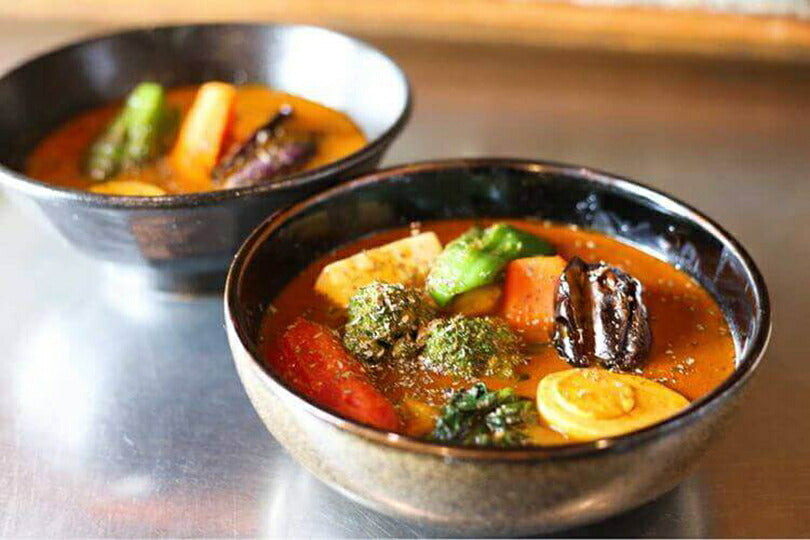 クフウ(kufuu) スープカリーチキン 453g 送料無料 タンゼン スープカレー 北海道 札幌 小樽 ほしみ スパイス チキンレッグ じゃがいも 人参 お土産 手土産 贈り物 プレゼント カレー レトルト 人気店 お取り寄せ お取り寄せ