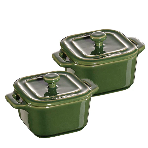 【SUPER在庫処分市】【公式】 STAUB エクストラ ミニスクエア ココット 2pcsセットペア 8cm バジルグリーン | ストウブ セット 蓋付き ミニ ココット皿 皿 かわいい セラミック ストウブセラミック オーブン皿 耐熱容器 耐熱皿 食器 おしゃれ