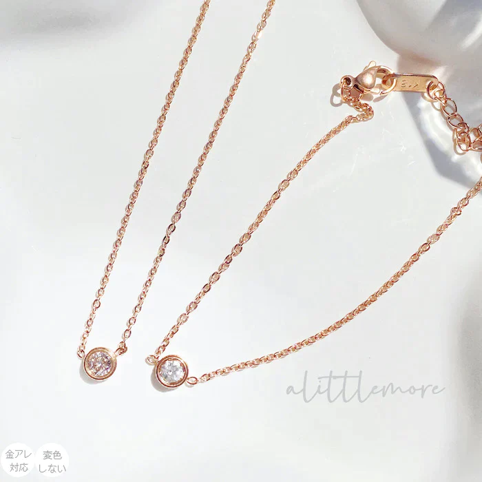 ネックレス　上品な輝き 一粒 Czダイヤモンド 18金ゴールド仕上げ サージカルステンレス かぶれにくい　錆びにくい　変色しない　A01