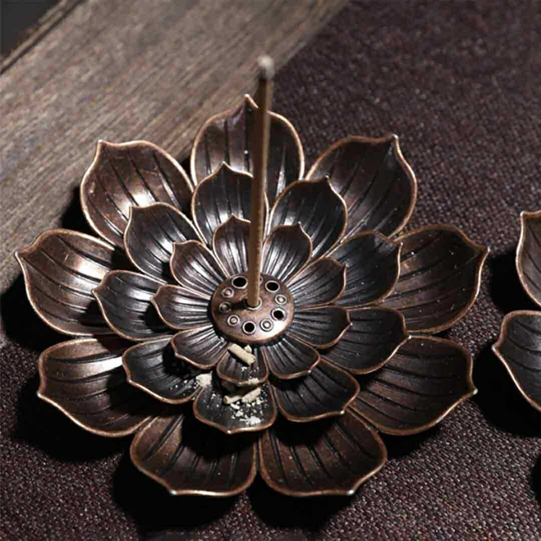 お香立て 蓮の花 合金 蓮華 風水 開運 線香立て オブジェ 幸運ロータス 金運 幸運蓮華 アジアン 香炉に合うアジアン 雑貨 香炉 仏具 お香 中国 インセンスホルダー 蓮 ロータス インドネシア アジアン雑貨 おしゃれ