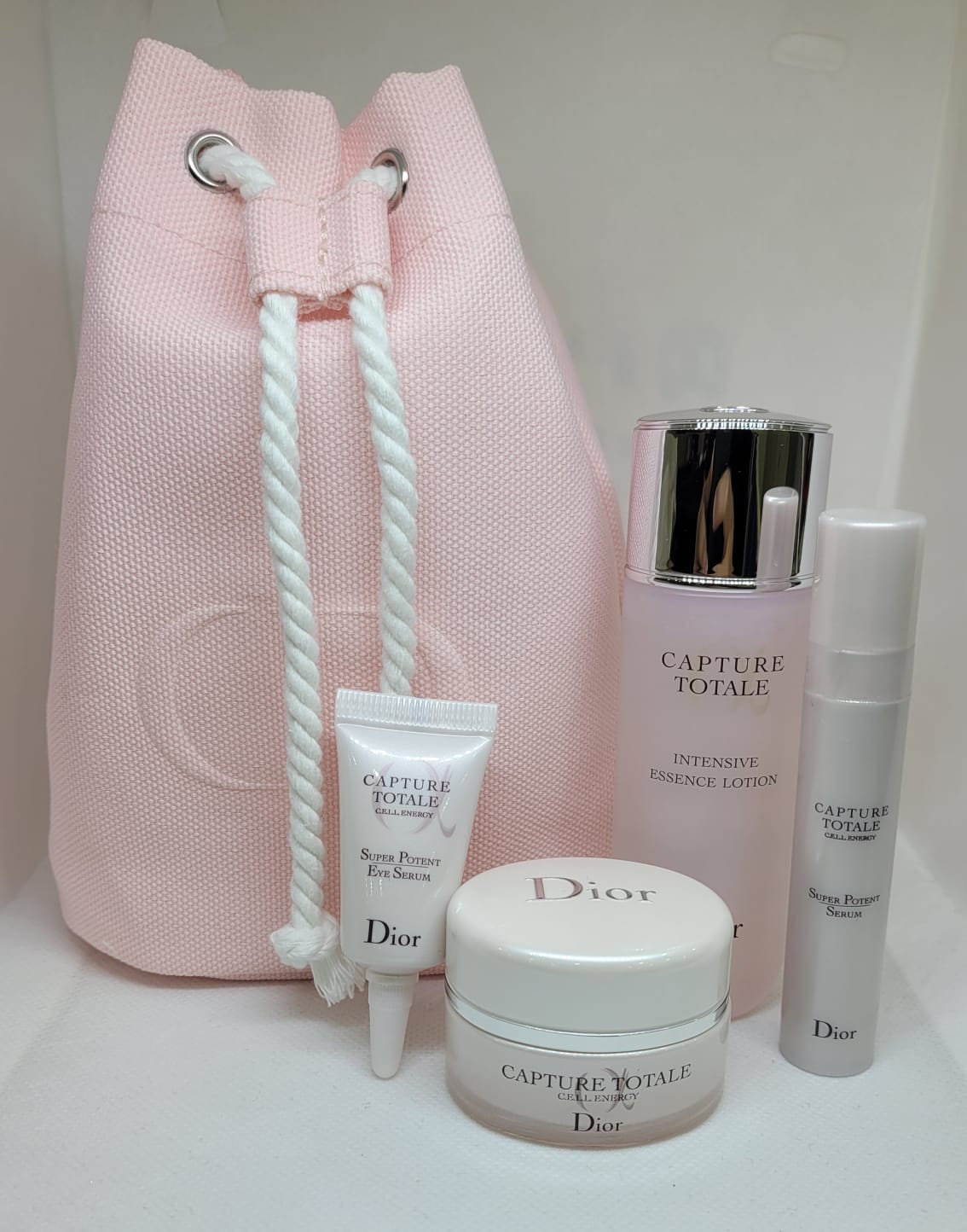 CD dior ディオール カプチュールトータル ポーチセット
