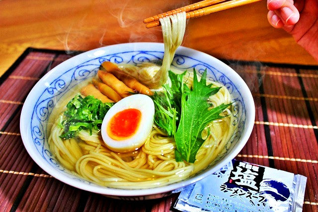 【3人シェア買いでお得】塩ラーメン2種6人前 セット 野菜の旨味 ミネラル豊富 にがり塩使用 やさい塩らーめん 天日塩RAMEN しお 本場九州