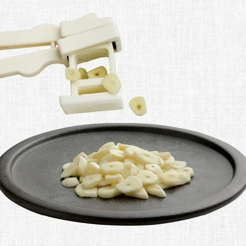 にんにく一発スライサー ニンニクおろし器 にんにく飯 便利グッズ にんにくスライサー 時短料理 ガーリックスライサー キッチングッズ  調理器具 キッチン便利グッズ