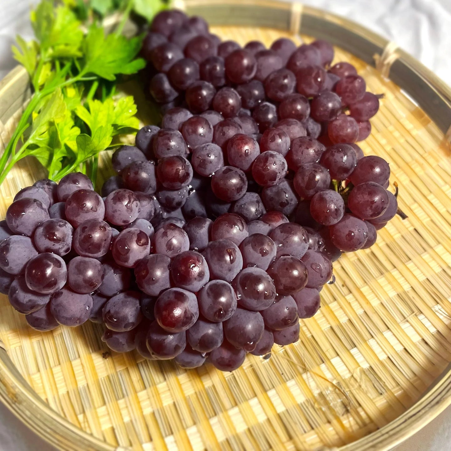 【超得ハイパーSALE】【山梨県産／秀品】デラウェア ぶどう 種なし 1kg（約9房／高糖度18度～23度）（JAふえふき）【ゲリラセール】