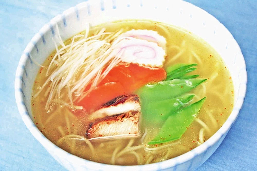 【100円シェア買い】やさい塩ラーメン2人前 人気の特製 スープ ミネラル豊富天然にがり塩使用 野菜の旨味 本場九州 お試しセット ご当地 メール便 保存食 非常食 まとめ買い お取り寄せ【ご新規さんとシェア買い】