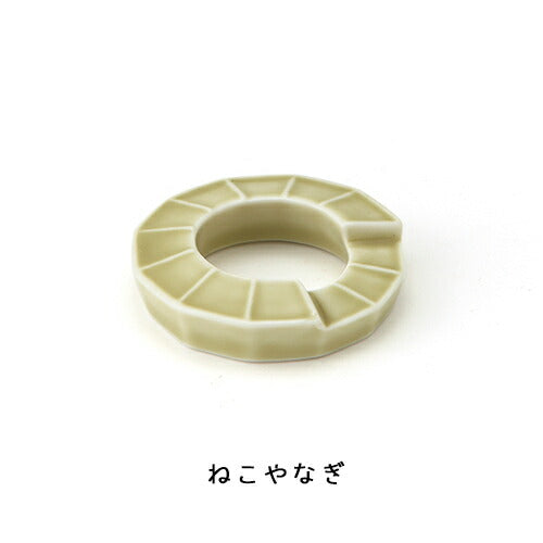 nest(ネスト)箸置き５色セット ギフトボックス入り スプーンレスト 天目釉、飴釉、黄瀬戸釉、織部釉、ねこやなぎ釉　箱入り キッチン用品 miyama  おしゃれ 磁器 おうち時間 正規品 プレゼント 贈り物 5個セット 父の日 母の日 陶器のふる里 trys深山