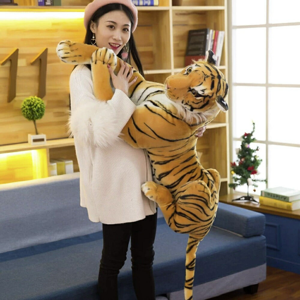【人気商品】 ぬいぐるみ トラ 虎 タイガー クッション 特大 大きいぬいぐるみ 1.1m 密林の王 抱き枕 動物 アニマル かわいい 可愛い 大きい チャーミング おもちゃ 虎 の グッズ 誕生日 ギフト サプライズ 友人 家族 パーティー 恋人 子供 イベント SNS 誕生日プレゼント