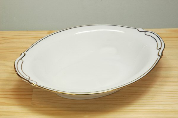 親子金線 (9吋)ベーカー (アウトレット込) 食器 陶器 磁器 白 金 洋 楕円ボウル 楕円鉢 サラダボウル カレー皿 おしゃれ 業務用 プロ使用 本格  陶器のふる里  stockヤ