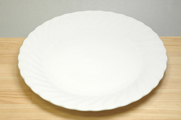 Ｋ/Ｗホワイト１２吋大皿 白 食器 陶器 磁器 白磁 チョップ皿 取り分け皿 メインディッシュ ホテル プロ使用 業務用 本格   陶器のふる里  stockヤ
