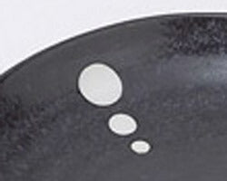ドット黒マット8.0皿 直径23cm 丸皿 磁器 和モダン 和 業務用 美濃焼 国産 日本製 パスタ皿 麺皿 カレー皿 深皿 おしゃれ  陶器のふる里  stockヤ