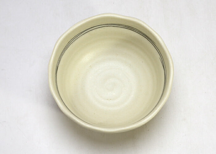 【送料無料】小鉢５枚セット 茶ライン3.8小鉢 直径11.7cm アイボリー 美濃焼 料亭 和風ボウル 深皿 呑水 とんすい 鍋用品 国産 和食器 おしゃれ 食器セット割引※離島は660円分の送料割引 陶器のふる里