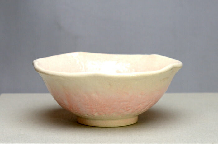 小鉢５枚セット 桜志野花小鉢 直径12.5cm ピンク 桃色 和風ボウル 深皿 呑水 とんすい 鍋用品 美濃焼 国産 和食器 おしゃれ セット割引 同梱OK 送料無料 （沖縄は送料割引）  陶器のふる里  stockヤ