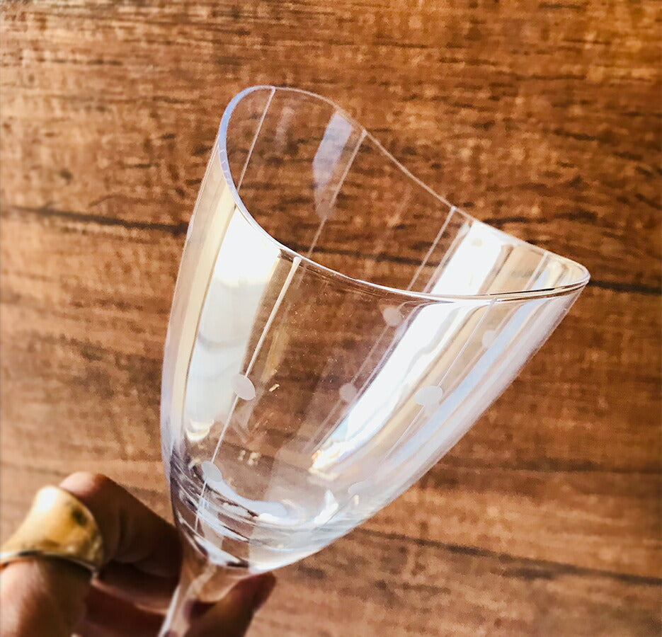送料無料アイテム MERLOT (メルロー) ワイングラス290ビーズ＆ウェーブペアセット 容量284cc 箱入り  陶器のふる里  stock ガラスコップ セット おしゃれ ギフト プレゼント 引き出物 記念日　お祝い シャンパングラス カップル 結婚祝い 乾杯