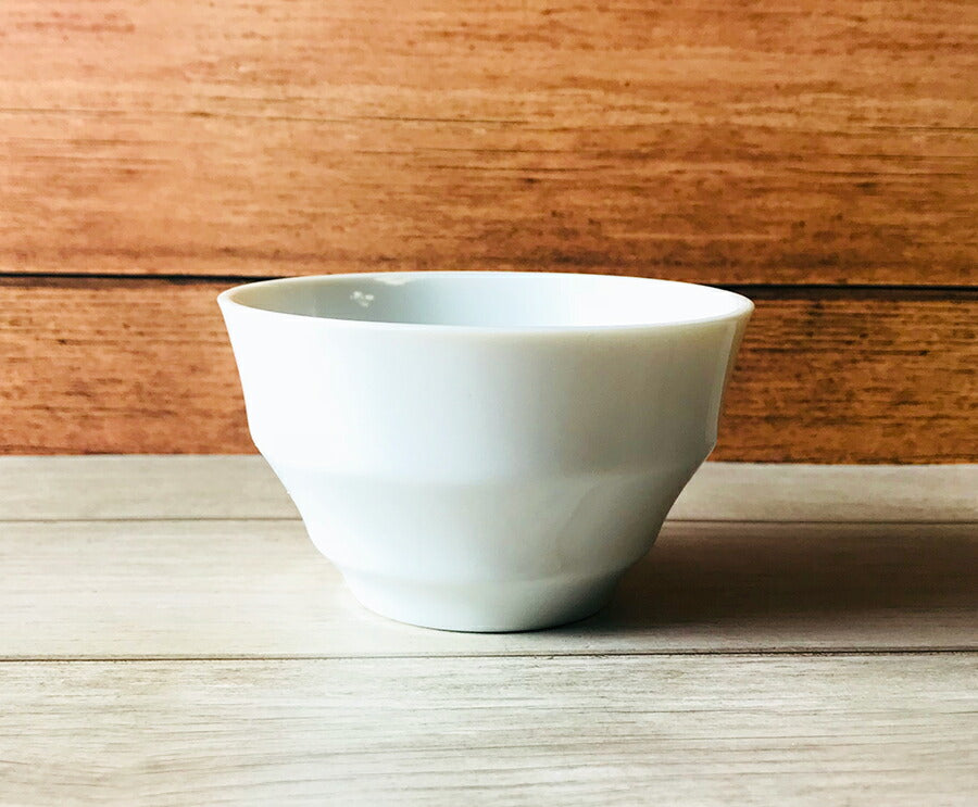 白９cm三段ボール 直径8.7cm 白磁 ホワイト 白い食器 白食器 白い器 小鉢 小さめ デザート プリン容器 ボウル 美濃焼 日本製 国産   陶器のふる里  stockヤ