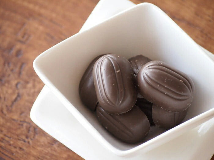 【訳あり　カカオ70％　アーモンドチョコ　620g（310g×2袋）】カカオ70%以上　ハイカカオ　アーモンド　高カカオ　カカオ70　チョコレート カカオニブ カカオマス チョコレート 効果 業務用サイズ 70% 高カカオ