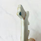 タマ箸置き  幅：約6cm 陶器 はしおき 白猫 シロネコ white-cat 猫好き おもしろ ユニーク かわいい 癒し キャット プチギフト メール便OK  陶器のふる里  trysケ