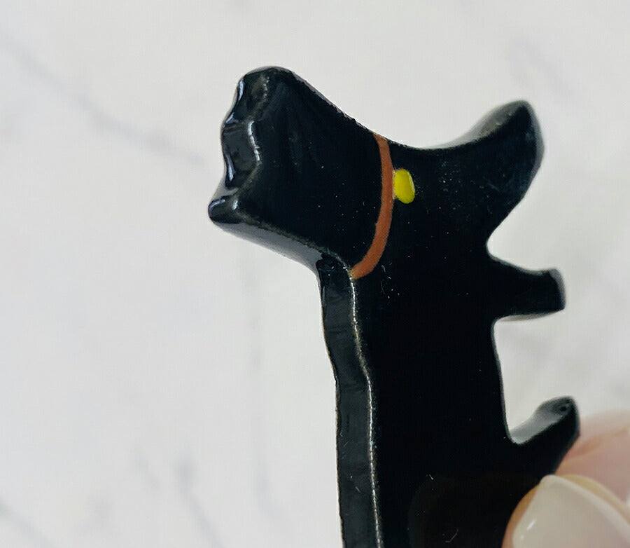 クロ箸置き  幅：約6cm 陶器 はしおき 黒猫 黒ネコ black-cat 猫好き  おもしろ ユニーク かわいい 癒し キャット プチギフト メール便OK  陶器のふる里  trysケ