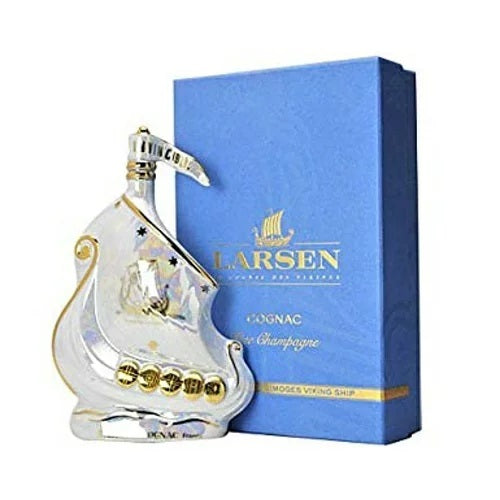 【並行輸入品】【訳あり】【外箱日焼けの為特価】ラーセン パーリィホワイトシップ 700ml 40度 1本【北海道・東北・四国・九州・沖縄県は必ず送料がかかります】
