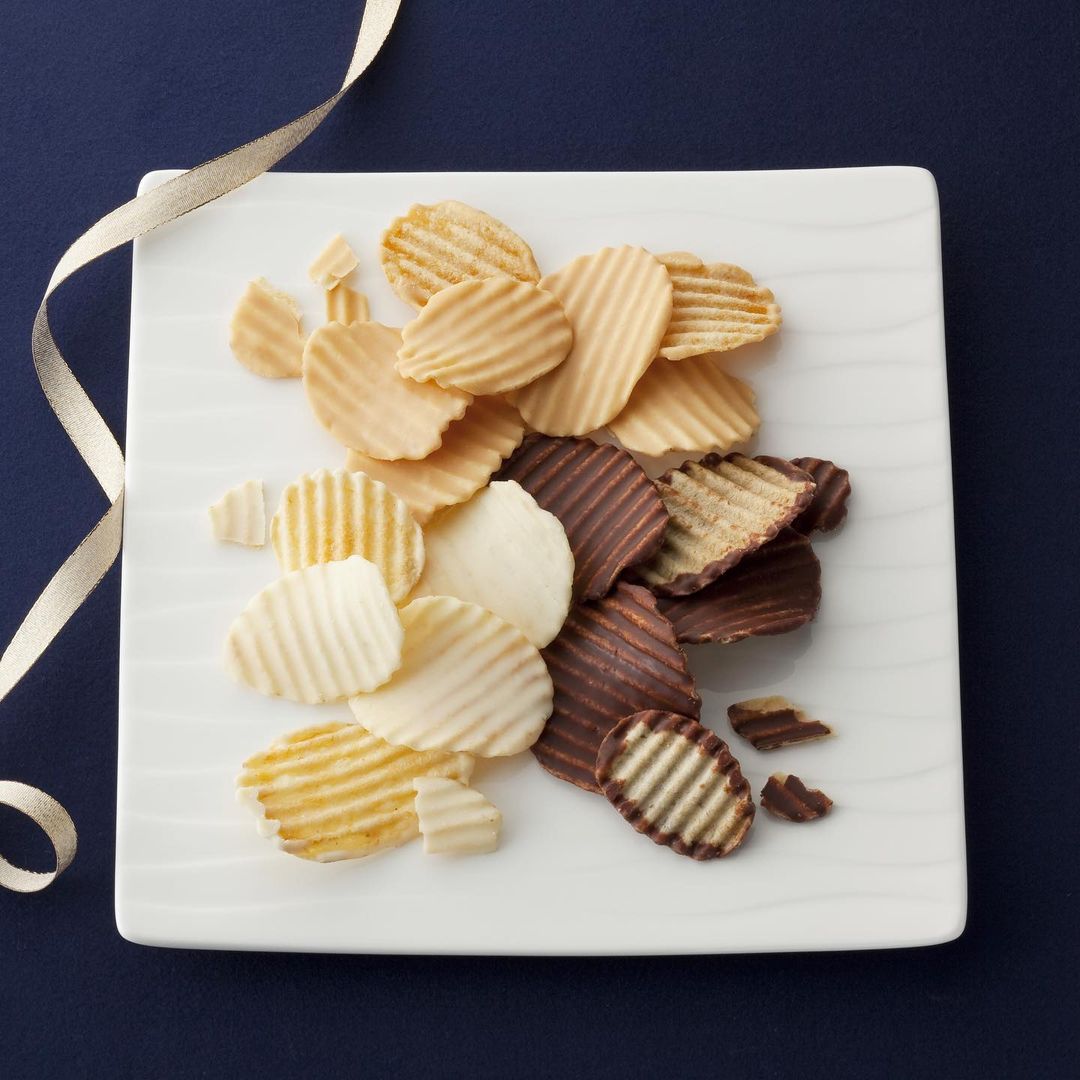 ポテトチップチョコレート オリジナル×2箱 フロマージュ×2箱 計4箱詰め合わせセット ロイズ 北海道 人気 お菓子 スイーツ コーティング 大ヒット 定番 / チョコレート クリスマス