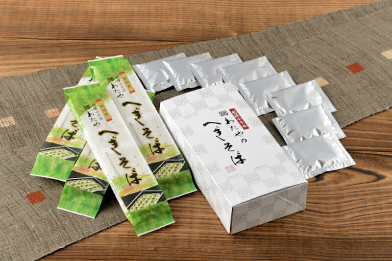 【送料込み】へぎ蕎麦 越後小千谷 献上へぎ蕎麦 わたや純国産干しへぎ蕎麦 200g4袋 つゆ8袋付 化粧箱入