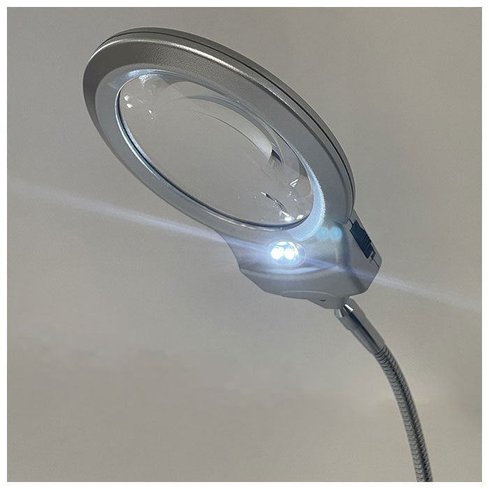【シルバー・ルーペLEDライト付】 ライト付き スタンドルーペ 通販 拡大鏡 ルーペ スタンド LED ledライト付 卓上 虫眼鏡 虫メガネ 虫めがね スタンドタイプ 読書 新聞 裁縫 趣味 ホビー 製作 スマホ タブレット 父の日