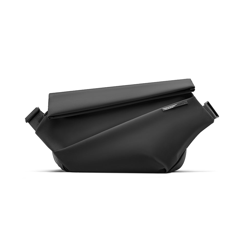 【ブラック・ボディバッグ】 ボディバッグ メンズ ブランド 通販 NIID ニード X URBANATURE R1 横型 カジュアル かっこいい ショルダーバッグ スリングバッグ 斜めがけ 大容量 多機能 収納力 撥水 はっ水