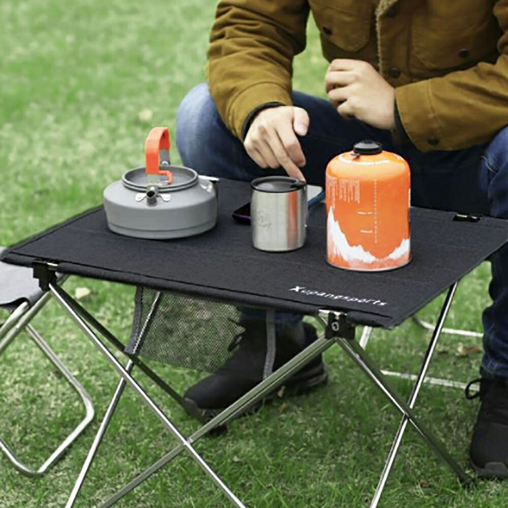 アウトドア 折りたたみ 58cm テーブル ブラック キャンプ コンパクト 組立簡単 軽量 軽い スマート おしゃれ ソロキャンプ BBQ バーベキュー 運動会 ピクニック 登山 サバイバル 小型 簡易テーブル レジャーテーブル