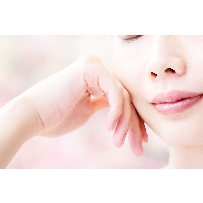 60ml  sakura ビューティーアップセラム