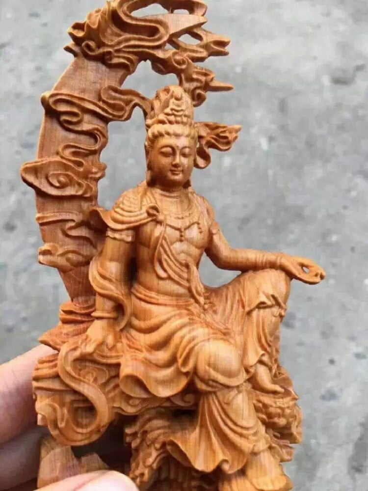 三日月 雲 観音像 観音菩薩 立像 木彫り 仏像 置物 仏壇 仏像 高級天然 ツゲ木彫り 唐草光背  風水 金運 プレゼント 贈り物 開店祝い 開店 お店 ショップ 会社 経営者 経営 宝くじ 金脈 商売繁盛 商売