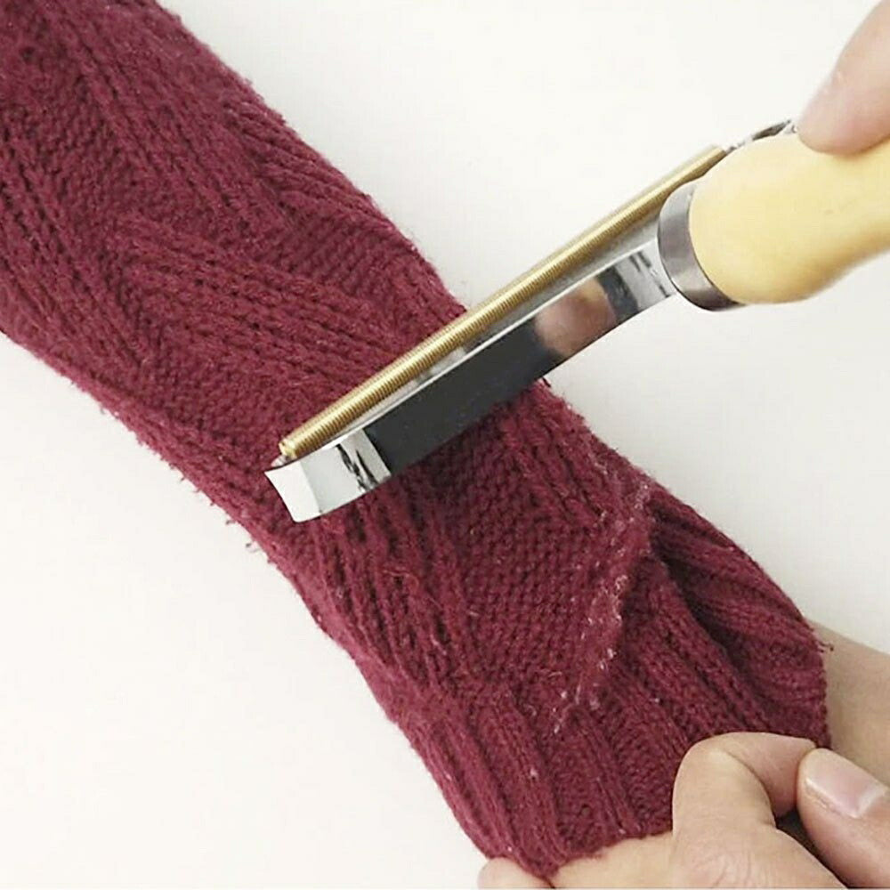 ブラッシング ほこり取り 毛取り 抜け毛 掃除 クリーナー 服 衣類 ブラシ ペット 抜け毛取り ペットの毛対策 毛玉対策 犬 猫 いぬ ねこ うさぎ 毛球症 毛玉 寝具 洋服 お手入れ ペットの毛取り ゴミ取り 便利グッズ アイディア商品