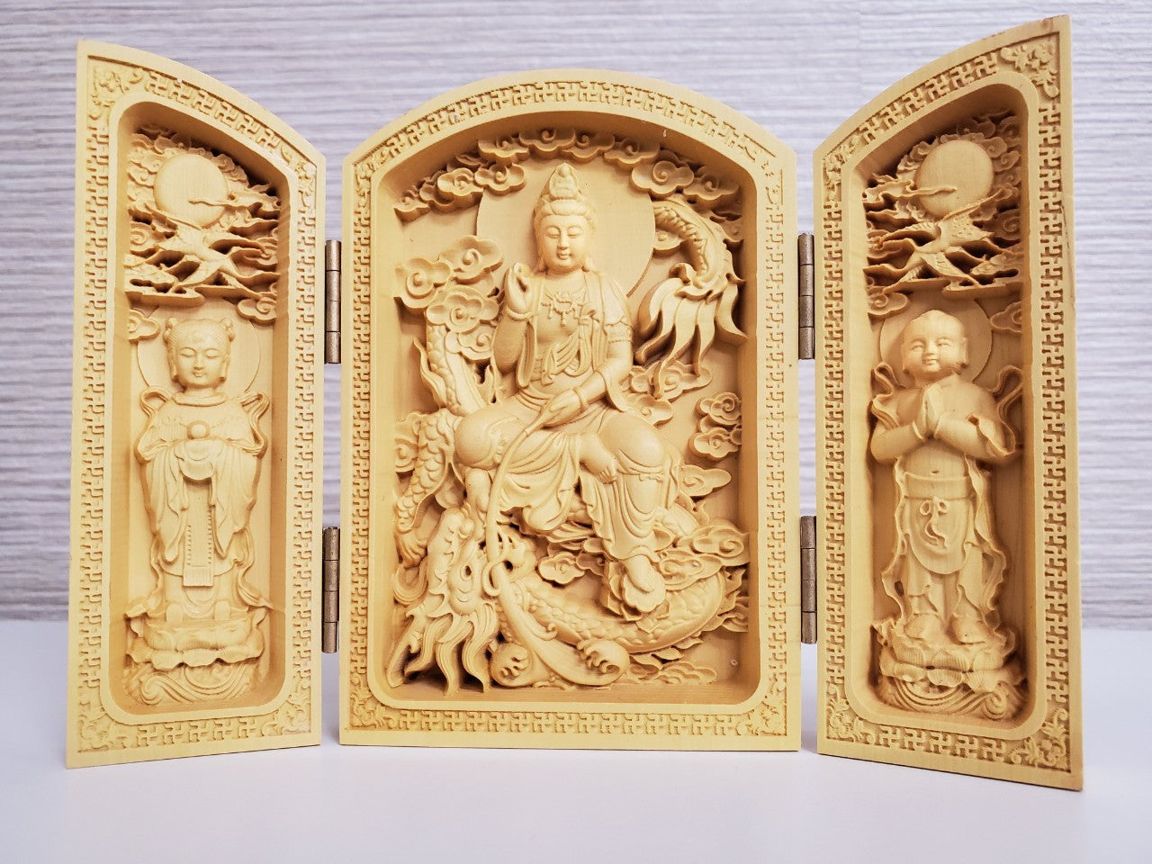騎龍観音 木製 木彫り 柘植彫刻 龍観音 木彫 縁起物 風水 置物 柘植木彫り 仏像 祈る 開運 スピリチュアル プレゼント 贈り物 ギフト お土産 お守り