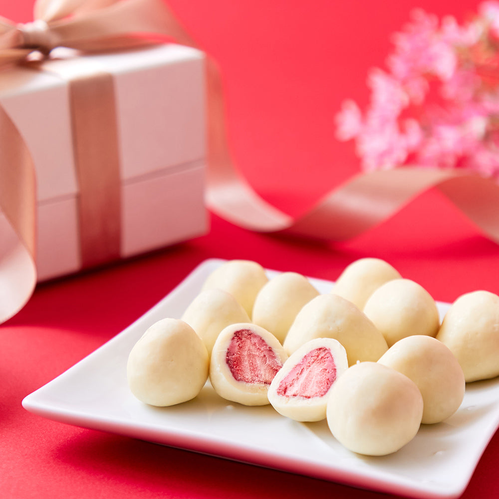 250g 25個 贅沢まるごといちごのホワイトチョコどっさり