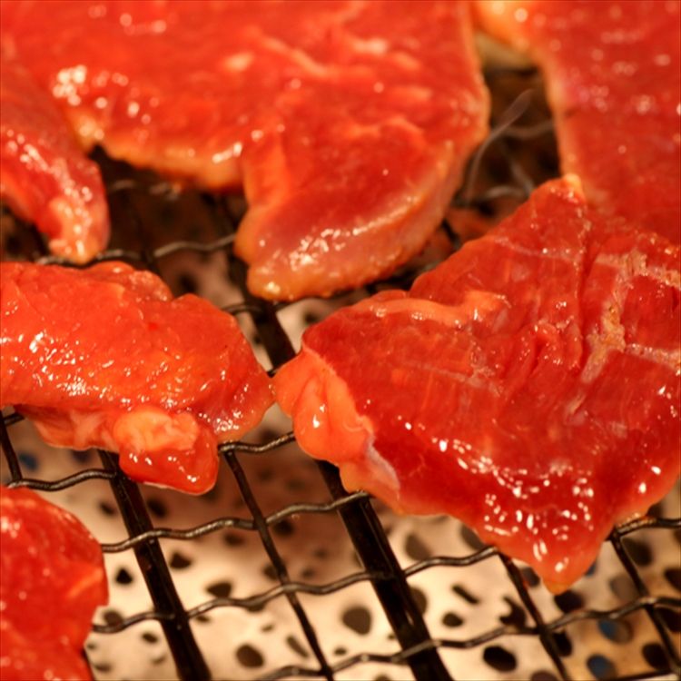 【チルド熟成 肩ロース焼肉500ｇ（味付け）】