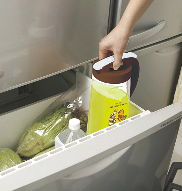 【PO20.プーさん・2.1L】 ピッチャー ASVEL アスベル  通販 ドリンクビオ DRINK VIO 冷水筒 1.6L 1600ml 2.1L 2100ml 縦横 タテヨコ 耐熱 冷水ポット 2L 麦茶ポット 横置きOK ワンプッシュ 洗いやすい 清潔