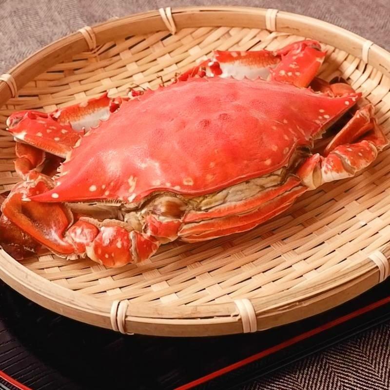 北海道噴火湾産　内子入り 浜ゆでワタリガニ 1kg